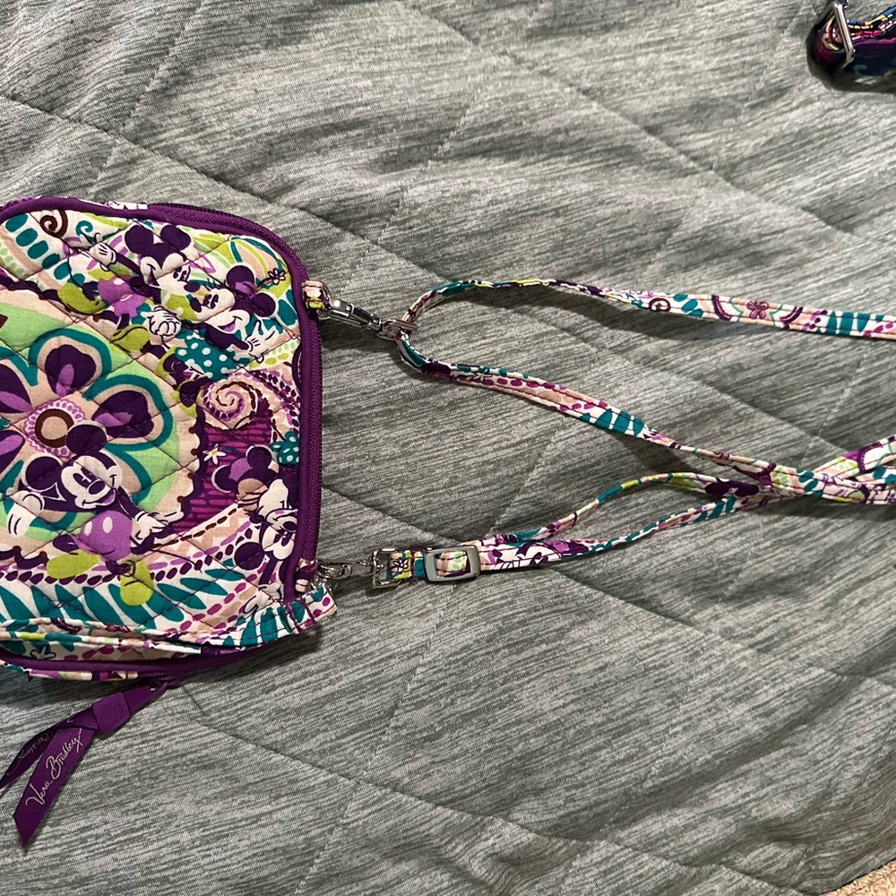 Vera Bradley small crossbody wallet - Picture 2 of 3
